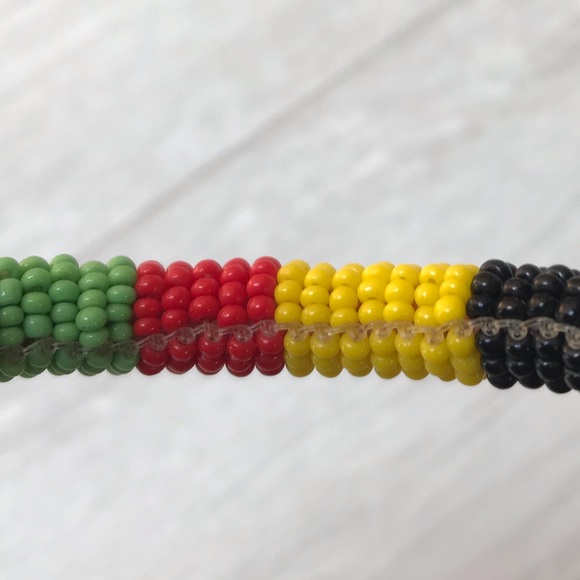 Handmade African Zulu Beaded Bracelet - Picture 4 of 4